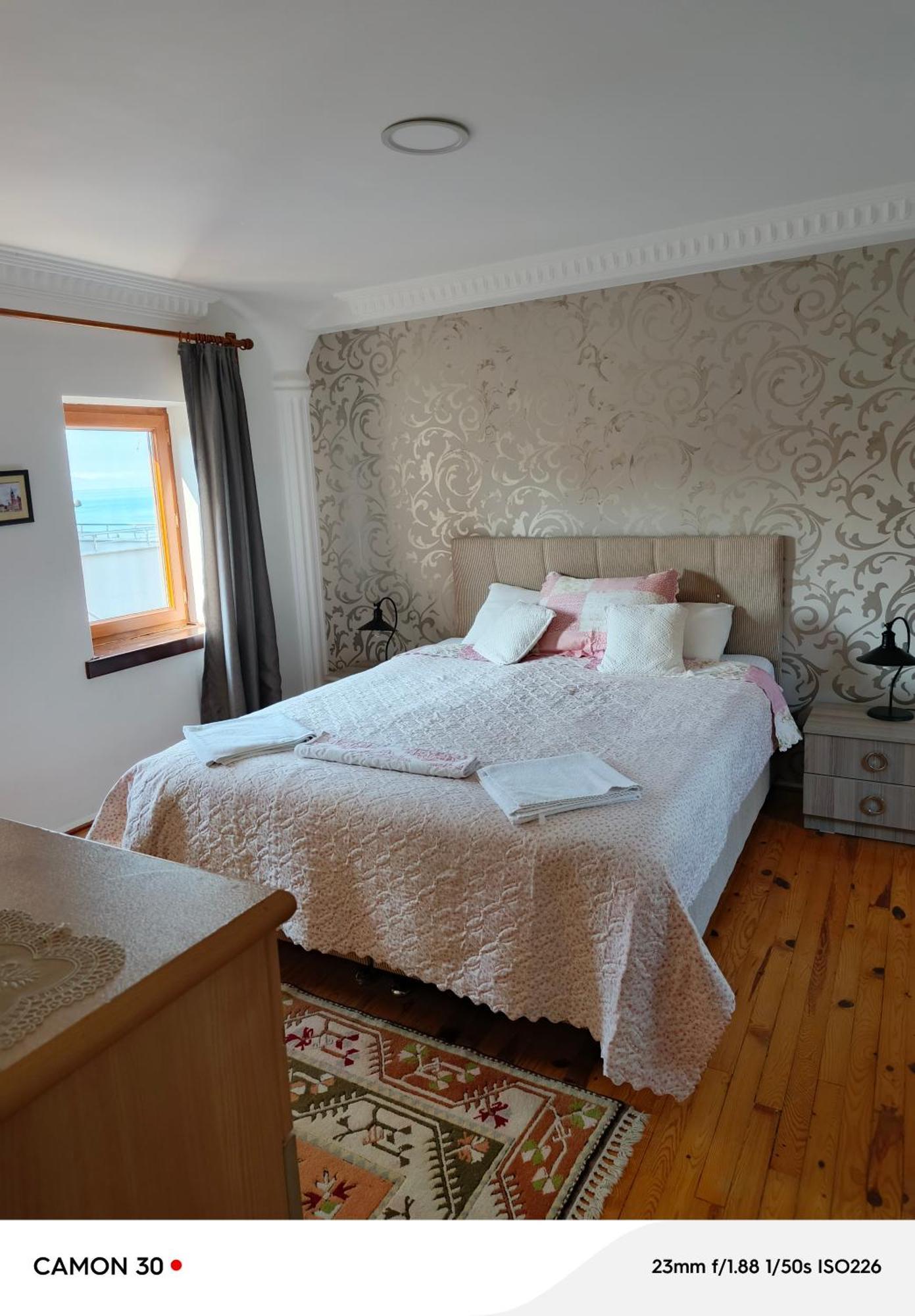 Beach House Apartment Side Esterno foto